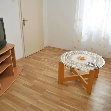 Mladenka *
