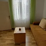 شقة Mladenka مورتير